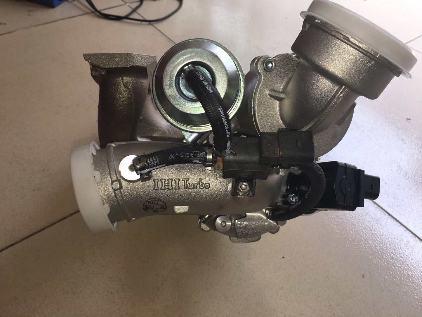 Volkswagen 1.8 06J145702 turbocharger