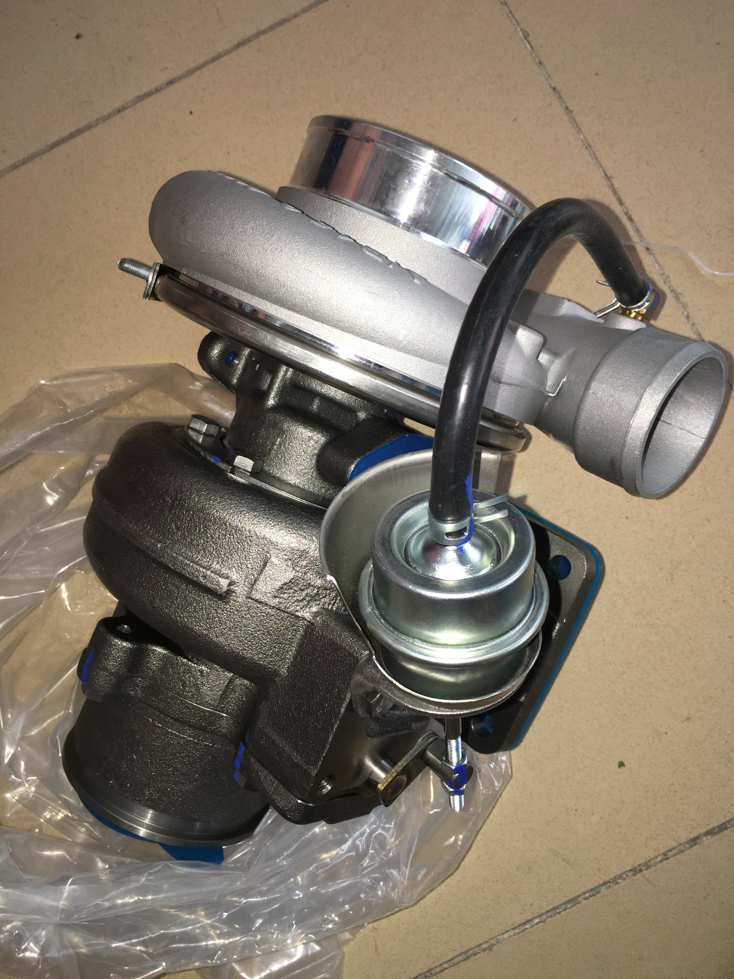 Yuchai A3200-1118100 00JP080S075 turbocharger