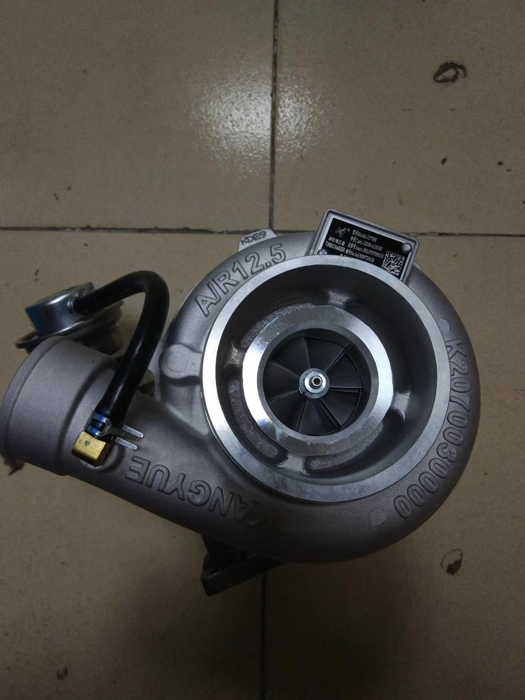 Yuchai J2000-1118100 turbocharger