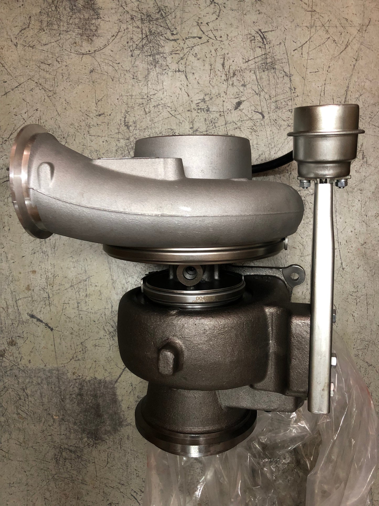 Cummins HX55W 4046026 170822086 turbocharger
