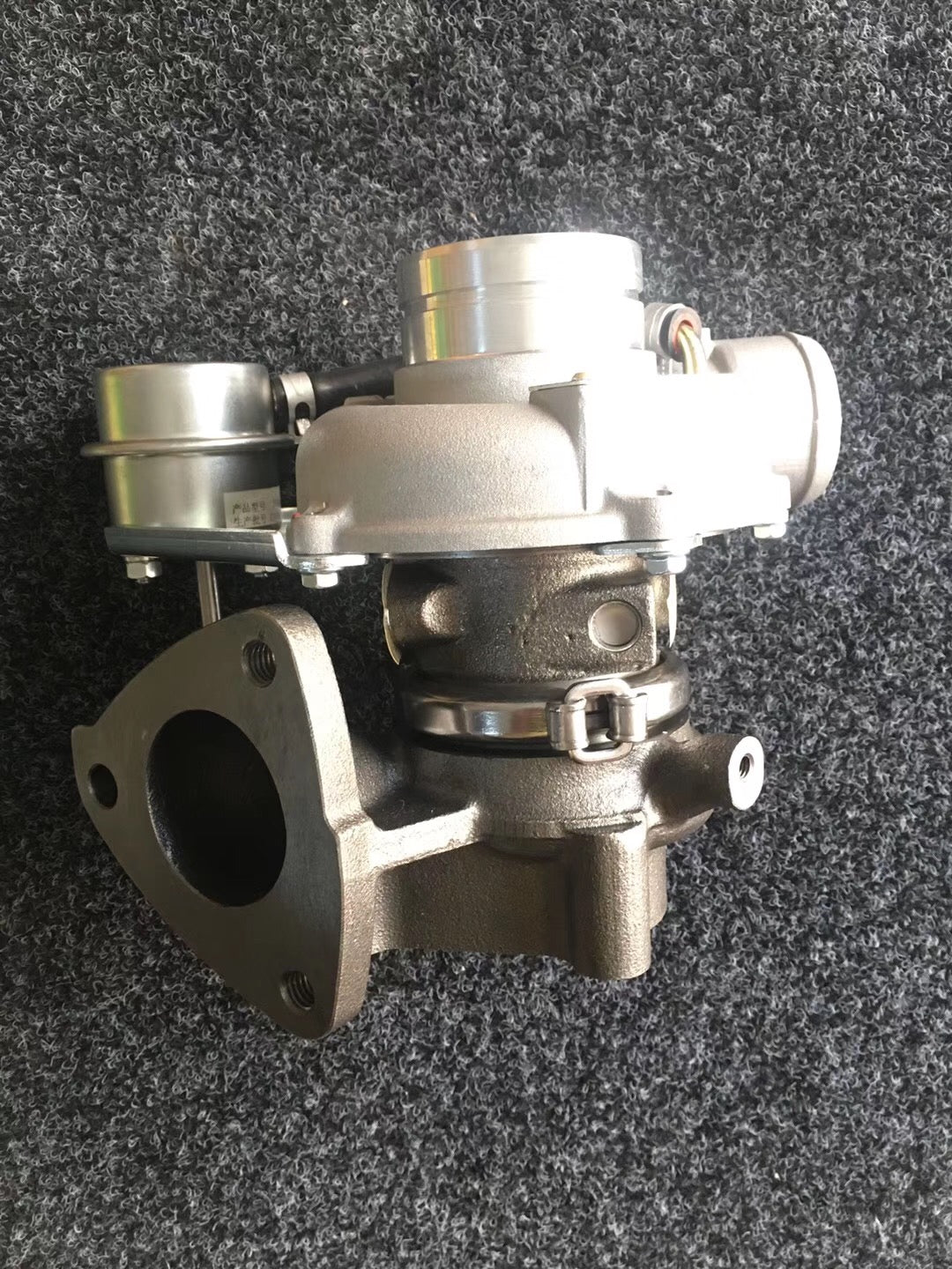 Jiangxi Isuzu 1118300JWLB1 ER33 turbocharger