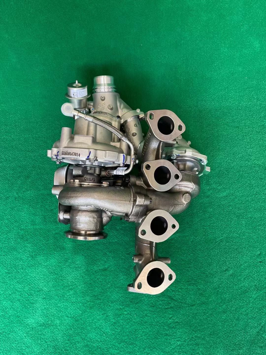 Great Wall Harvard 1118100XED61 Twin turbochargers