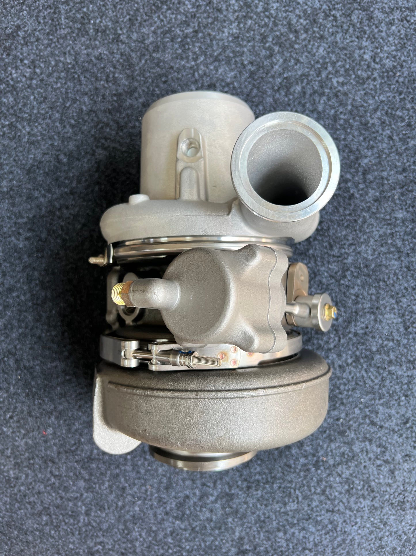 Cummins HE431V 4045933 turbocharger
