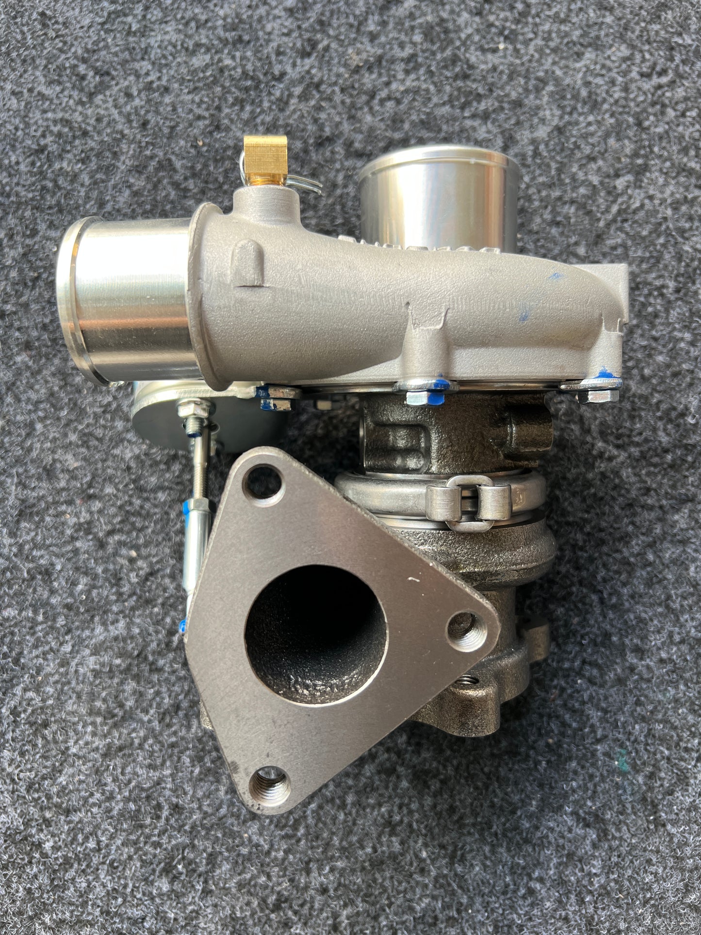 Yuchai YM41D1-11181008-752 turbocharger