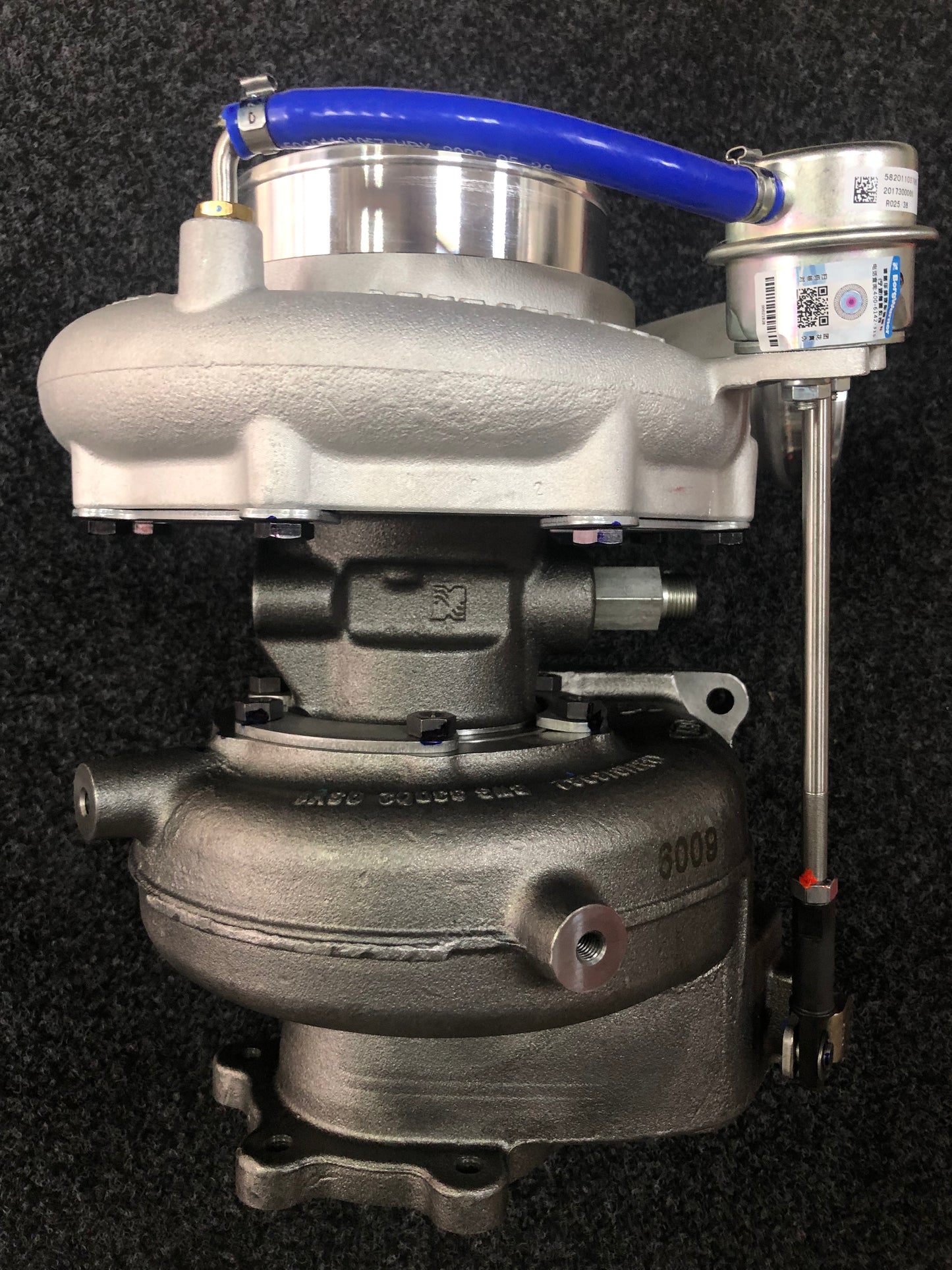 Sinotruk MAN Engine 202V09100-7840 13879700175 turbocharger
