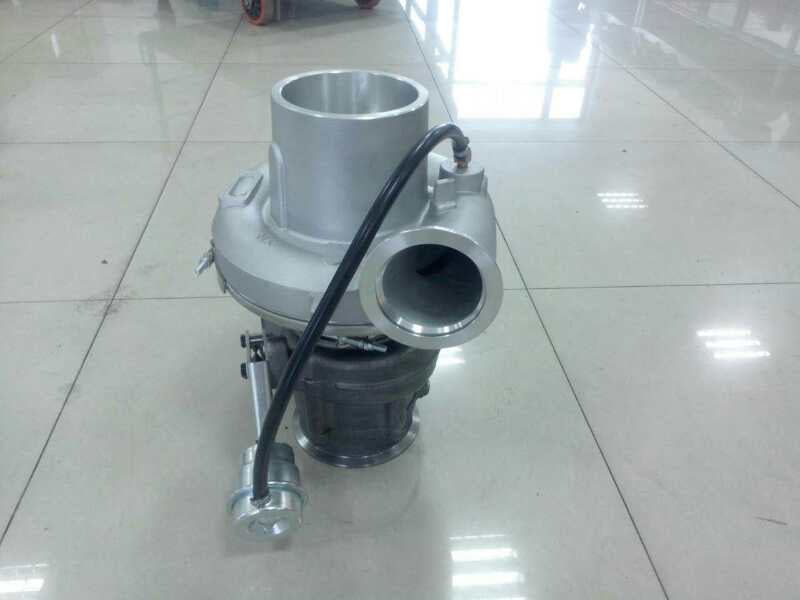 Yuchai 3775754 T8300-1118100-181 turbocharger