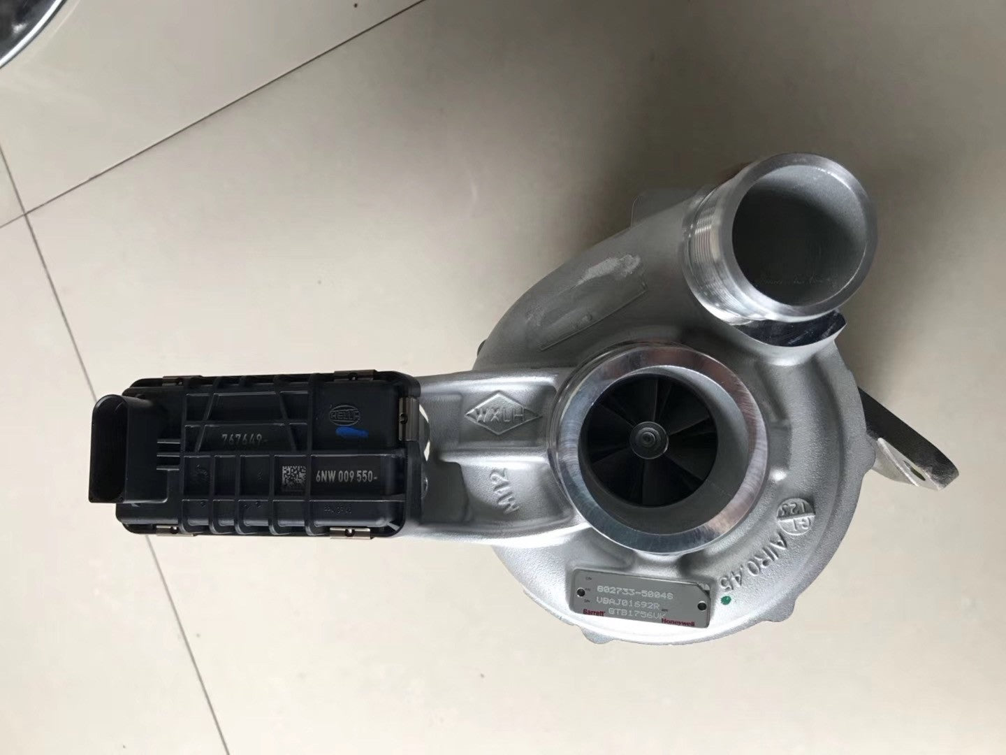 land rover 4.4 CK5Q-6K682-AB LR038044 LR049593 802733-0004 turbocharger