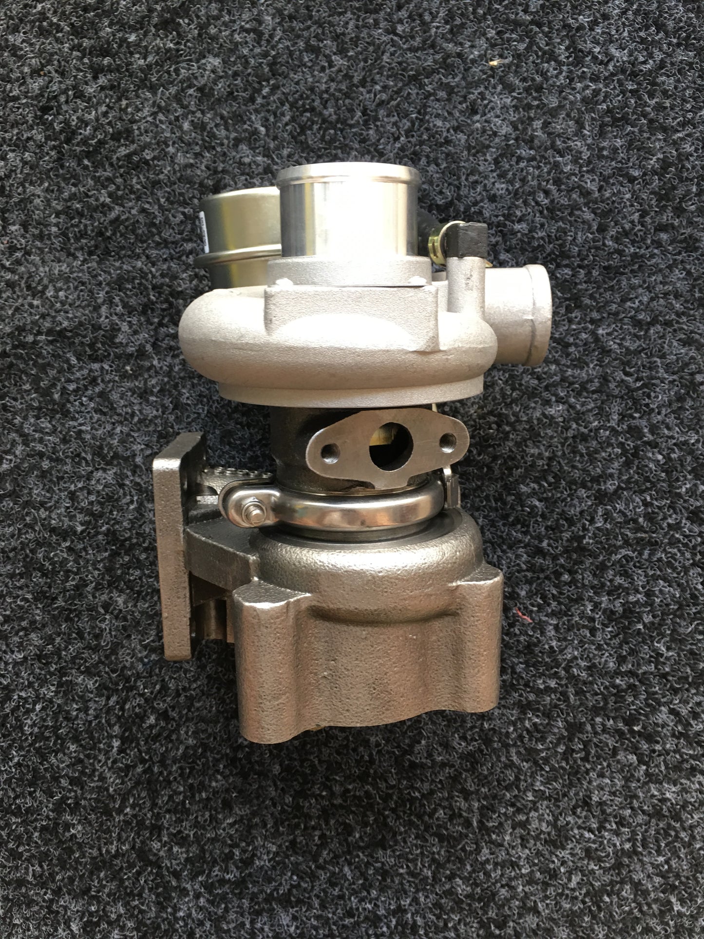 Lai Dong 4L18E-08010-5 turbocharger
