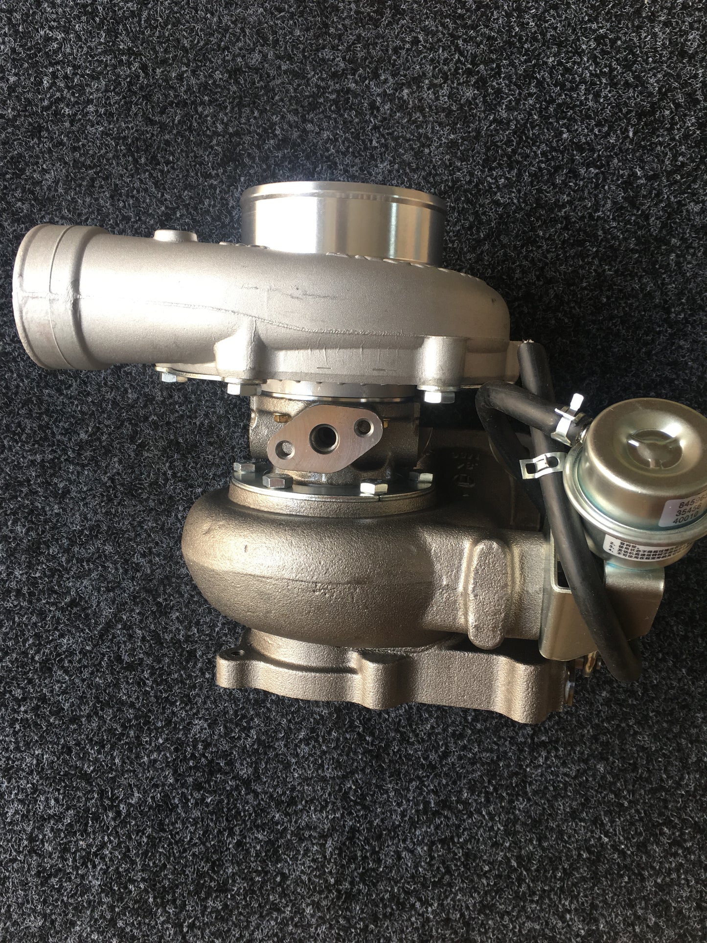 Yuchai 759134-0010 turbocharger