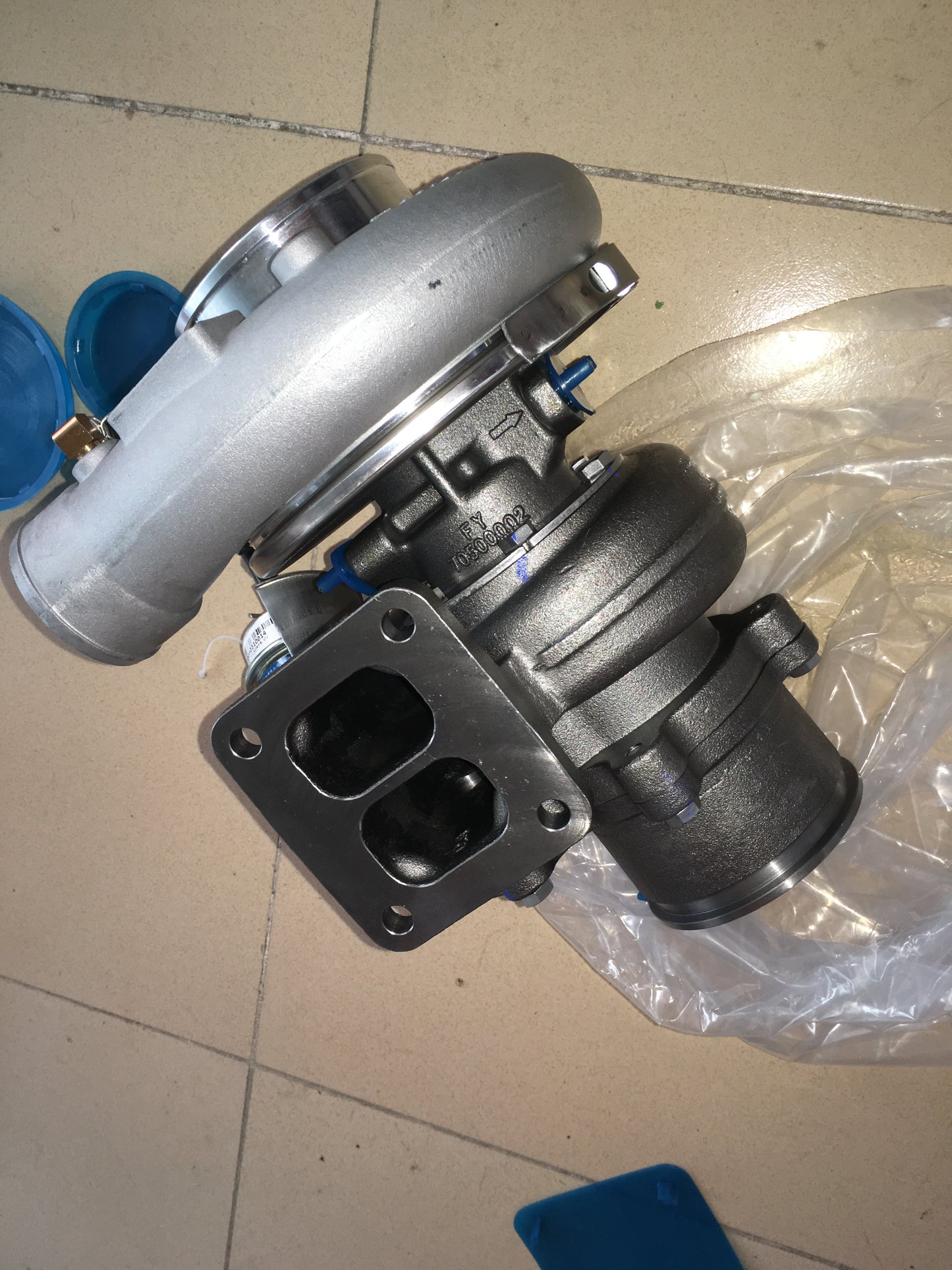 Yuchai A3200-1118100 00JP080S075 turbocharger