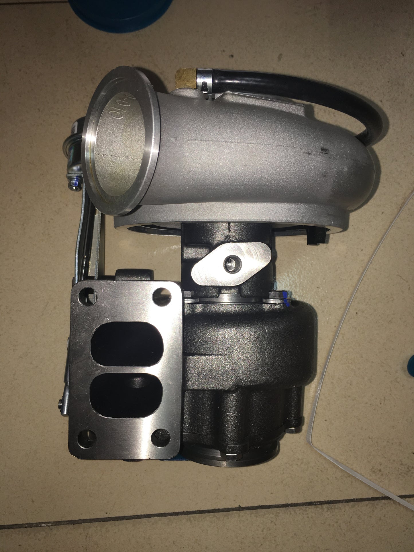 Cummins HE351 4043982 turbocharger