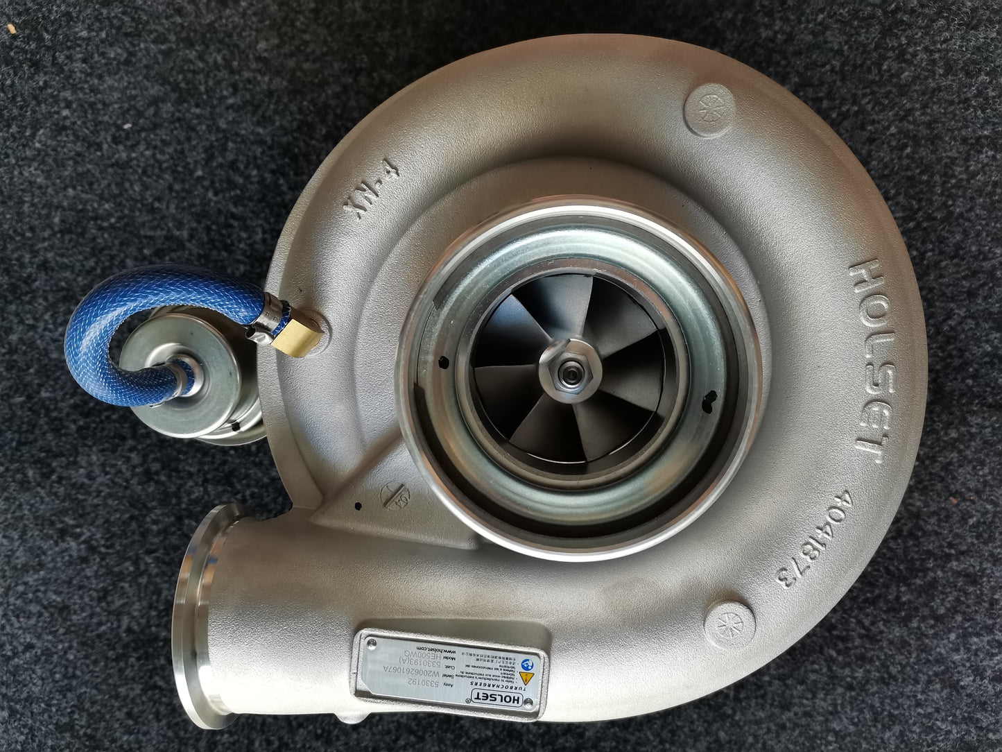 Sinotruk MAN Engine 202V09100-7926 5330192 5330193 turbocharger