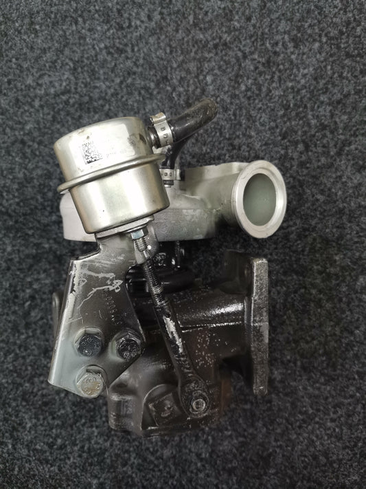 Yuchai S01000-1118100A-181 5554051 turbocharger