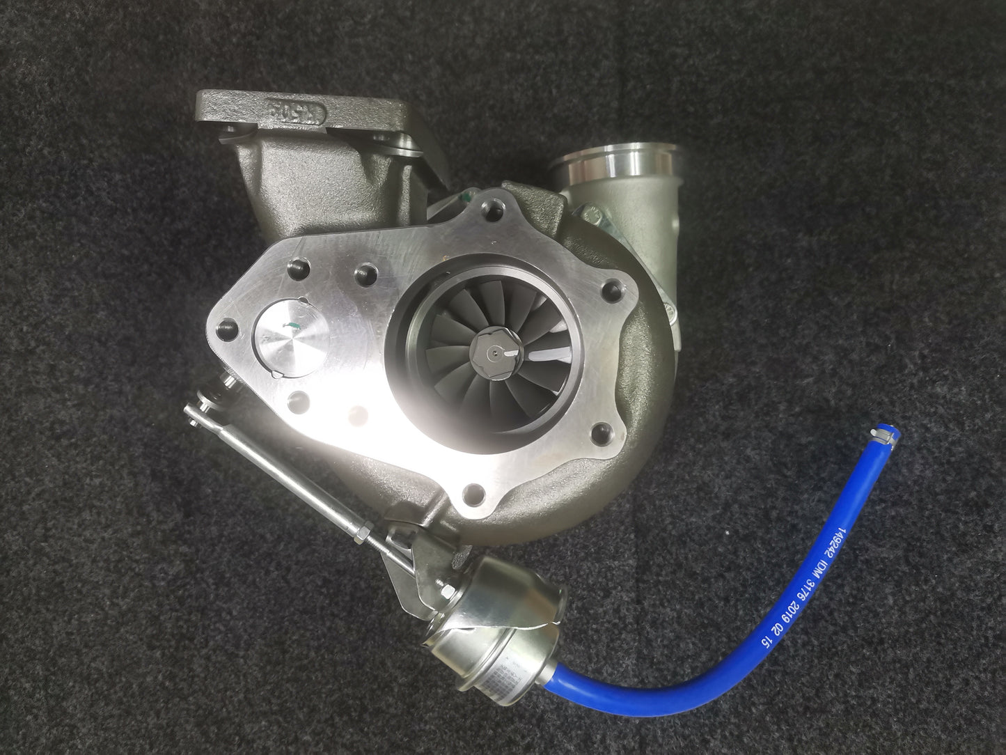 Yuchai Natural Gas K4B11-1118100-135 825875-0014 825875-5016 turbocharger