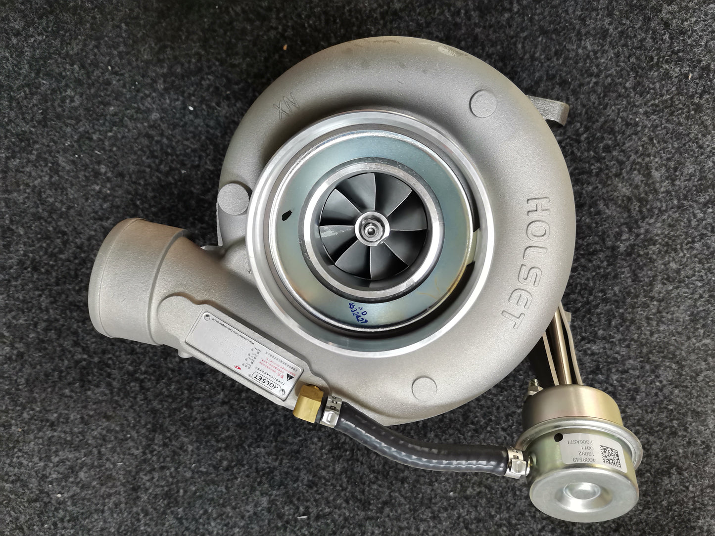 Yuchai J3612 4043954 turbocharger