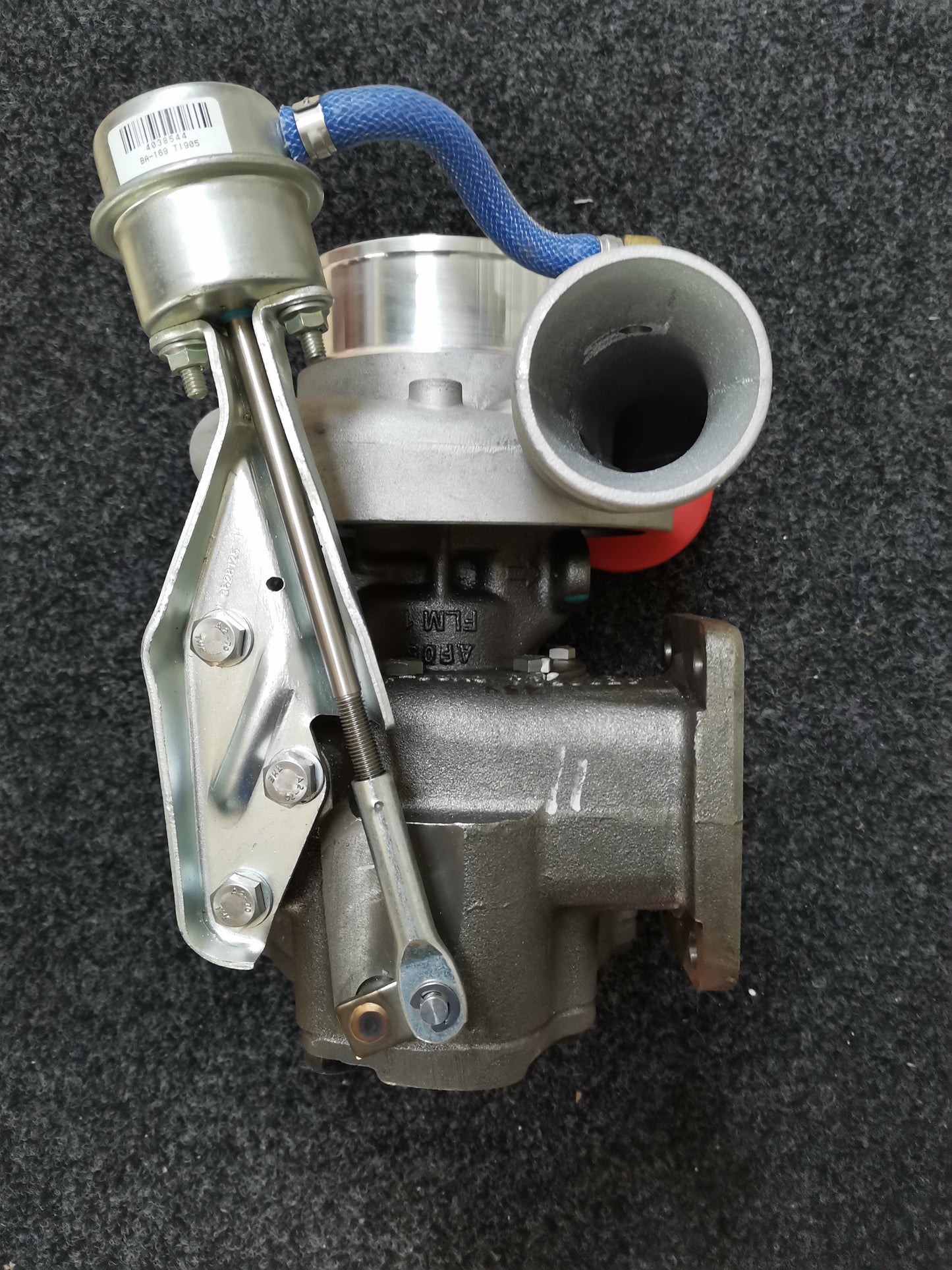 Yuchai L3800 L3700 4051097 turbocharger