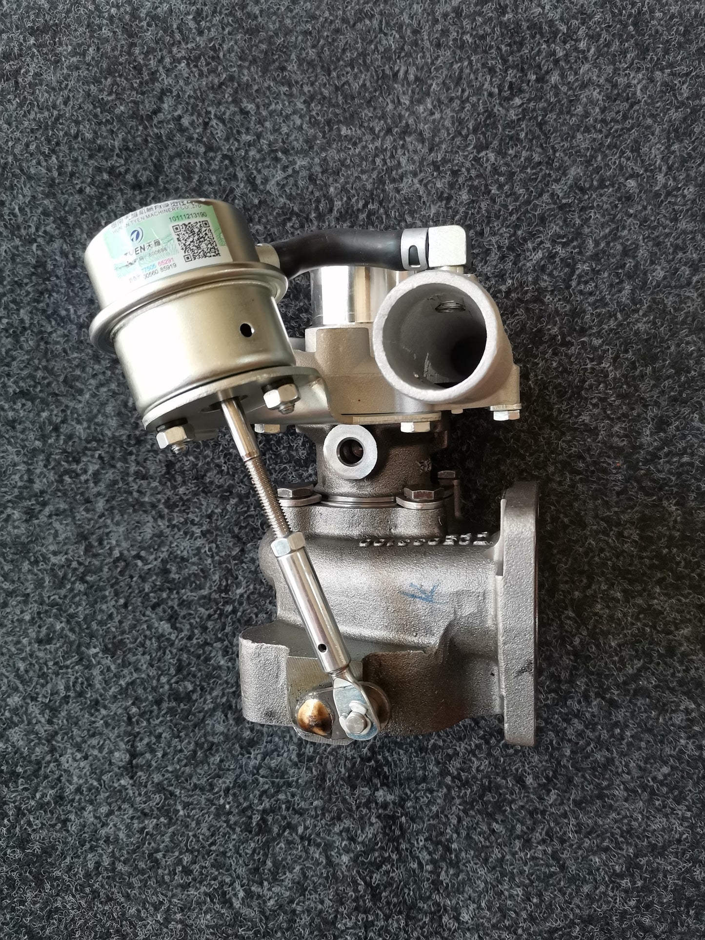 Weichai Power WP2 2085110133 turbocharger