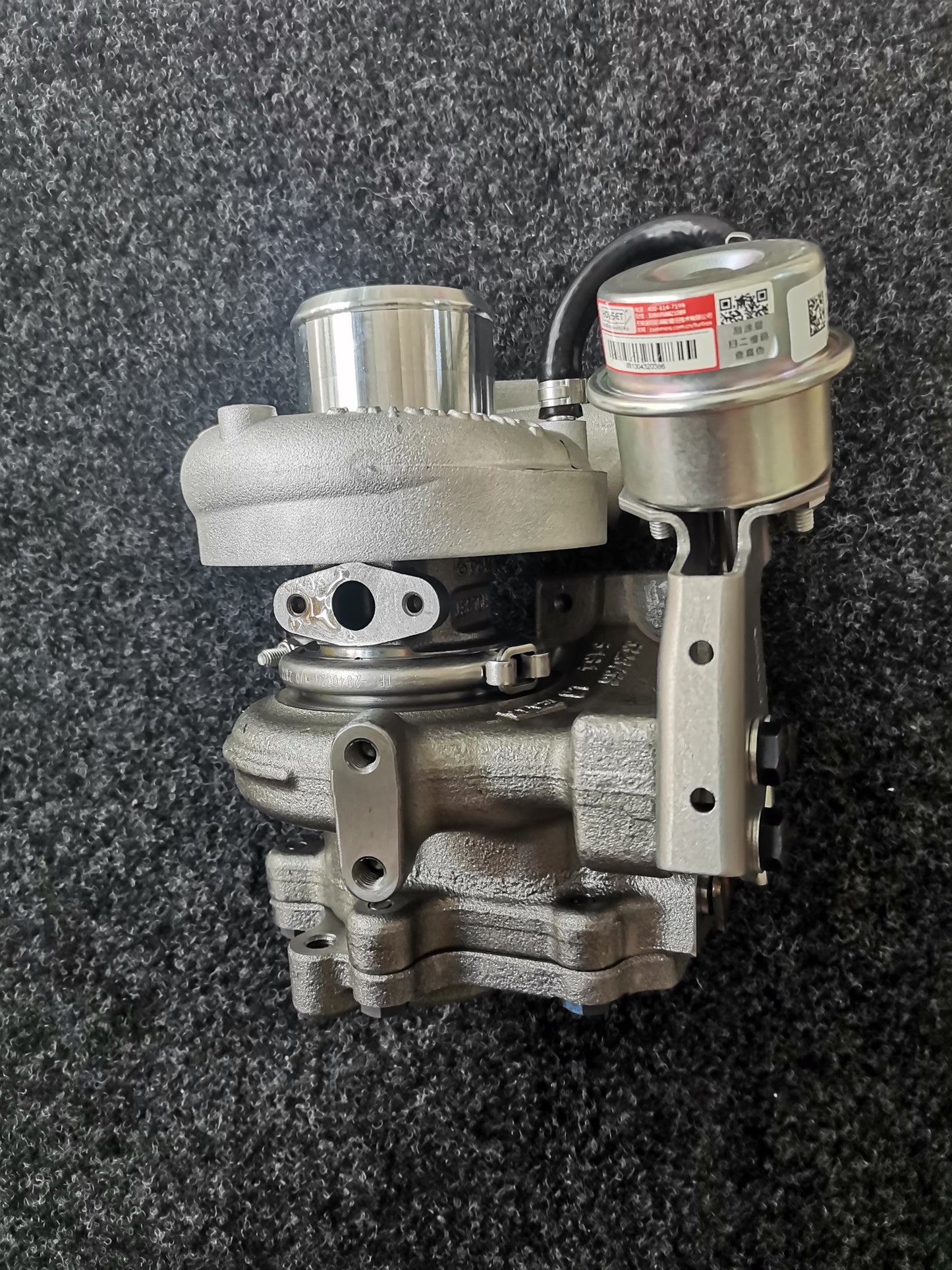 Yuchai S01000 5554051 5554052 turbocharger