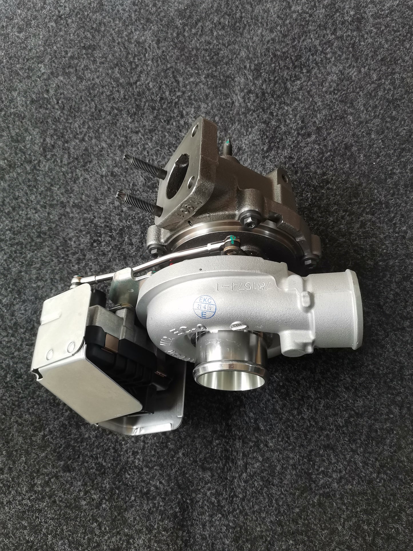 SAIC Maxus 2.5 796910-0004 S00009743+03 turbocharger