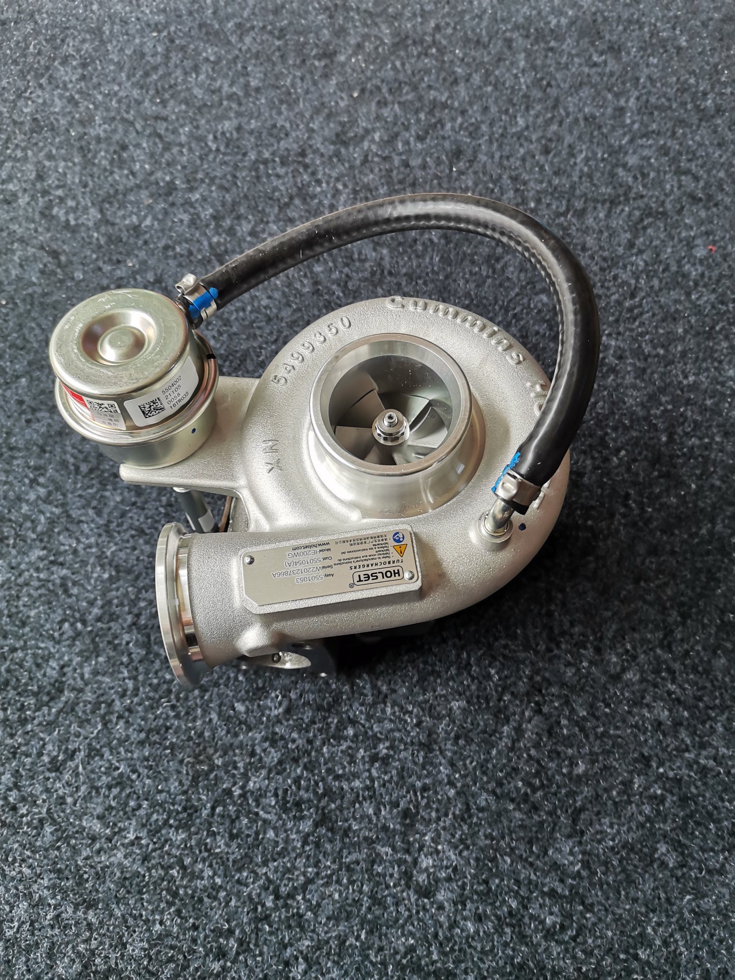 Dongfeng 1118010-E4300 5501053 5501054 turbocharger