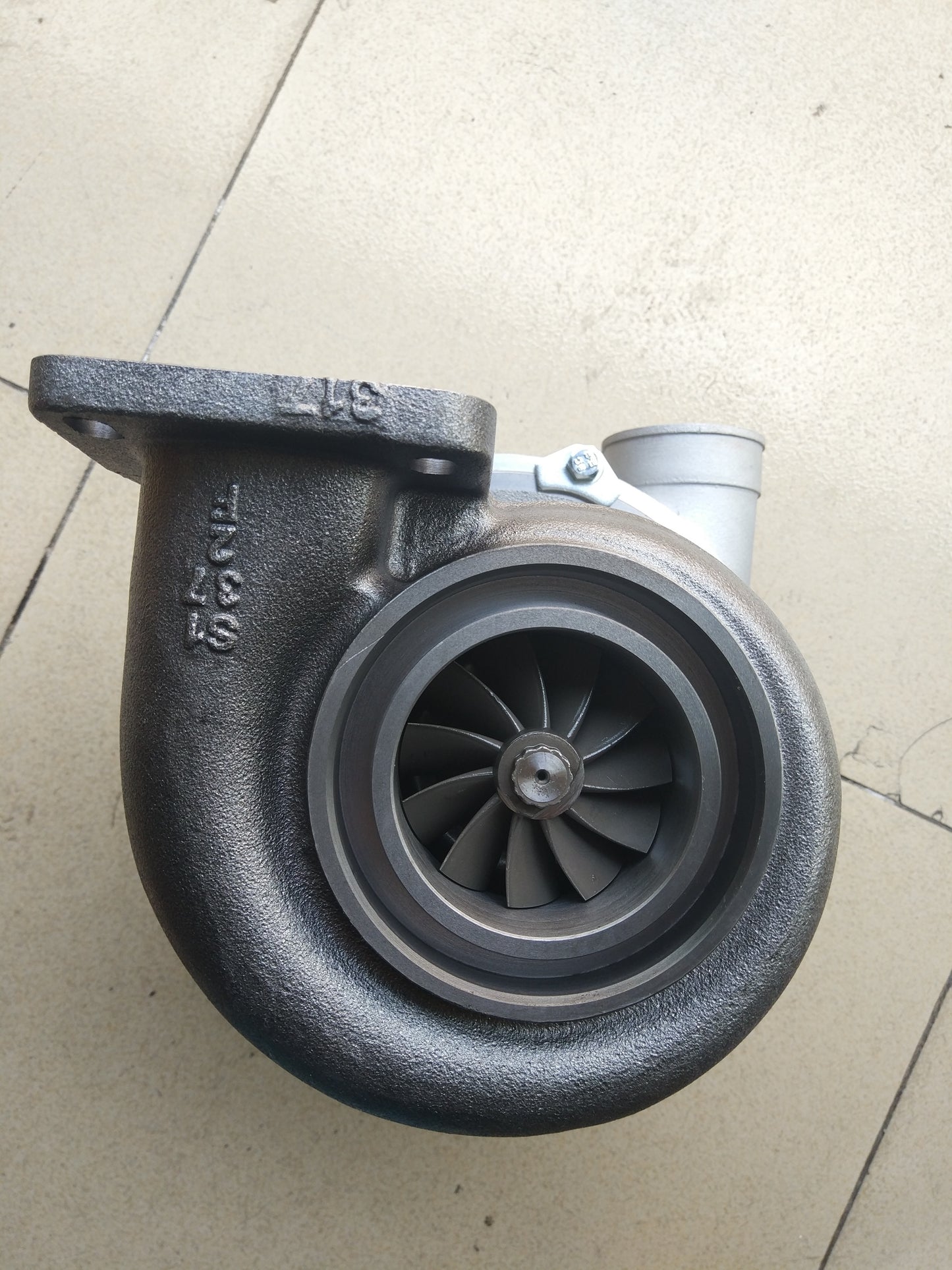 Hino K13C RHE8 24100-3131A turbocharger