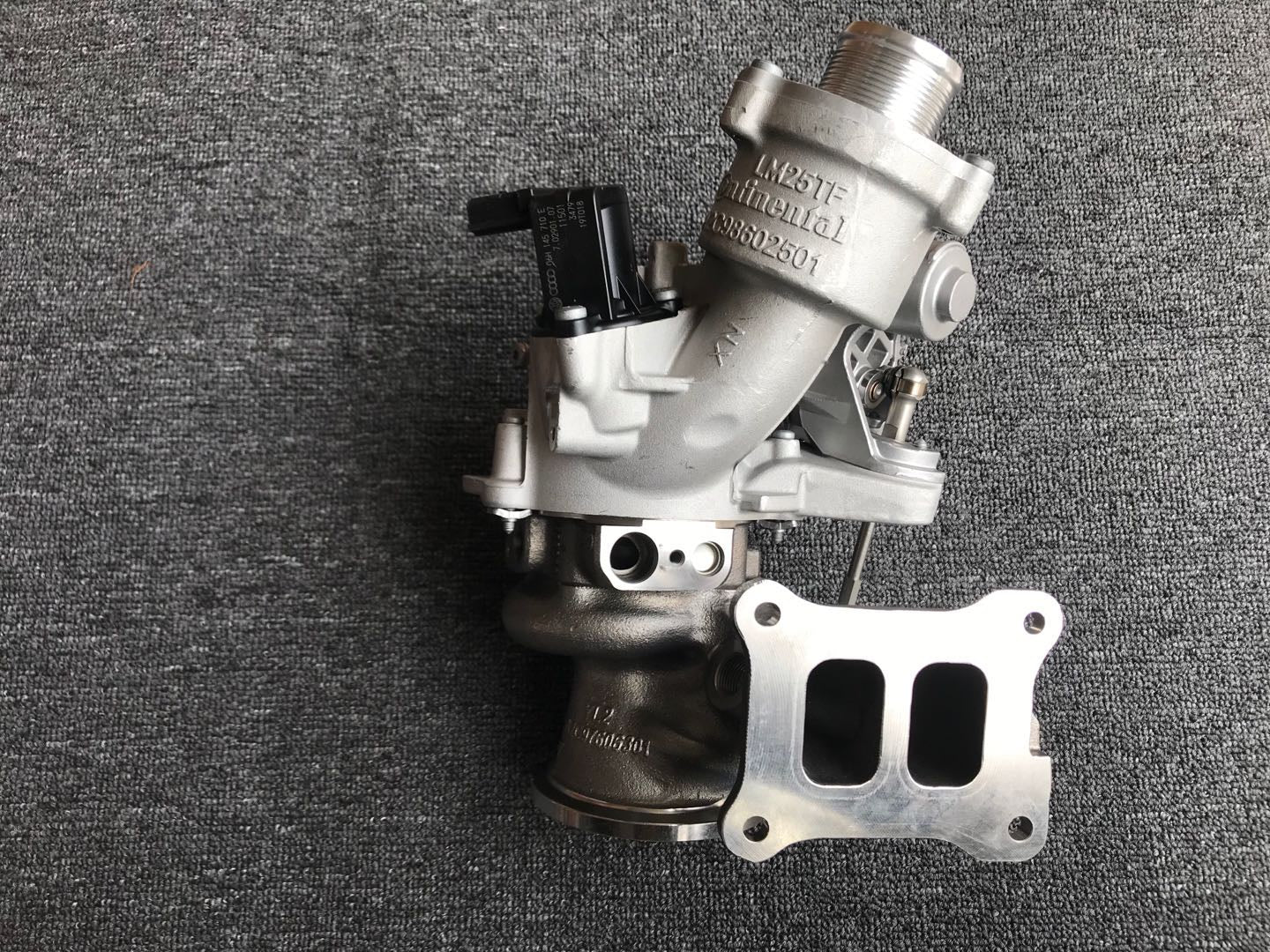 Volkswagen 2.0 06K145653C turbocharger
