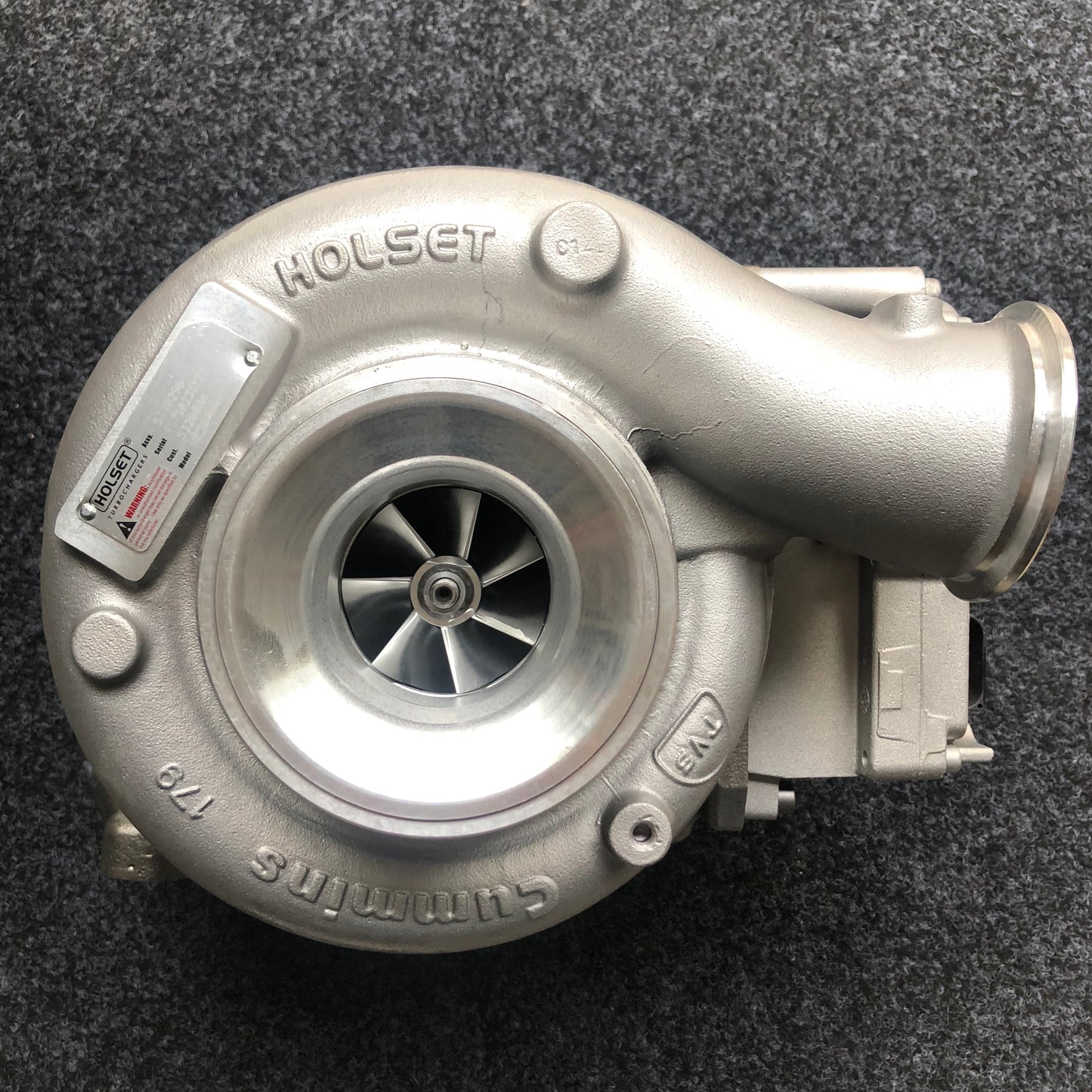 Cummins HE300UG 5328296 5328084 turbocharger