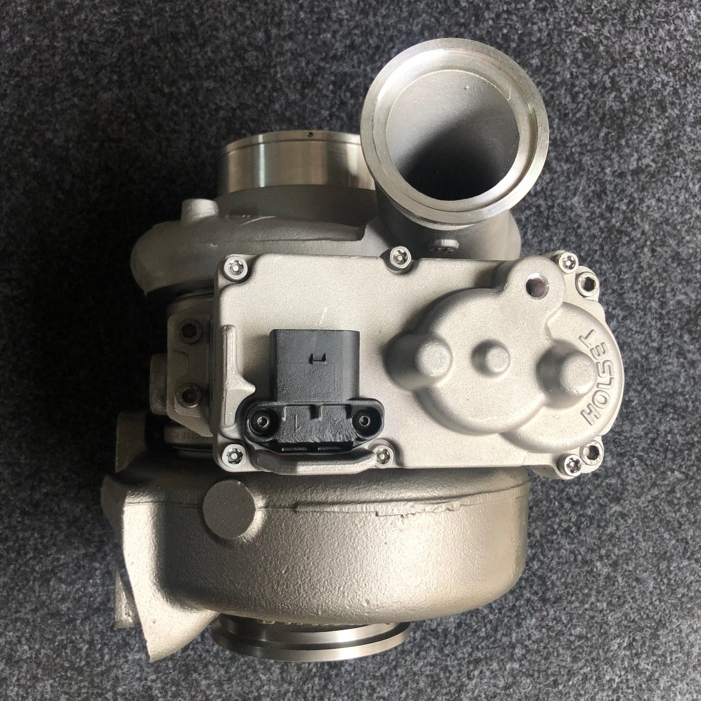 Cummins HE300UG 5328296 5328084 turbocharger