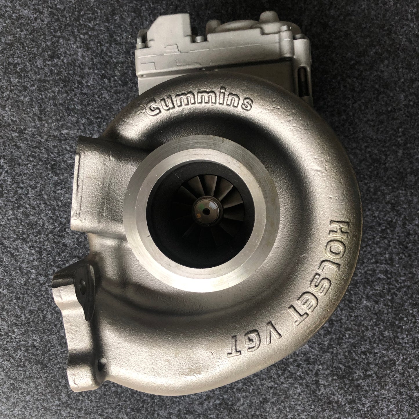 Cummins HE300UG 5328296 5328084 turbocharger