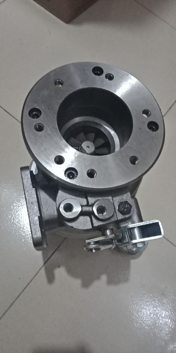 Yuchai MC3L2-1118100 turbocharger