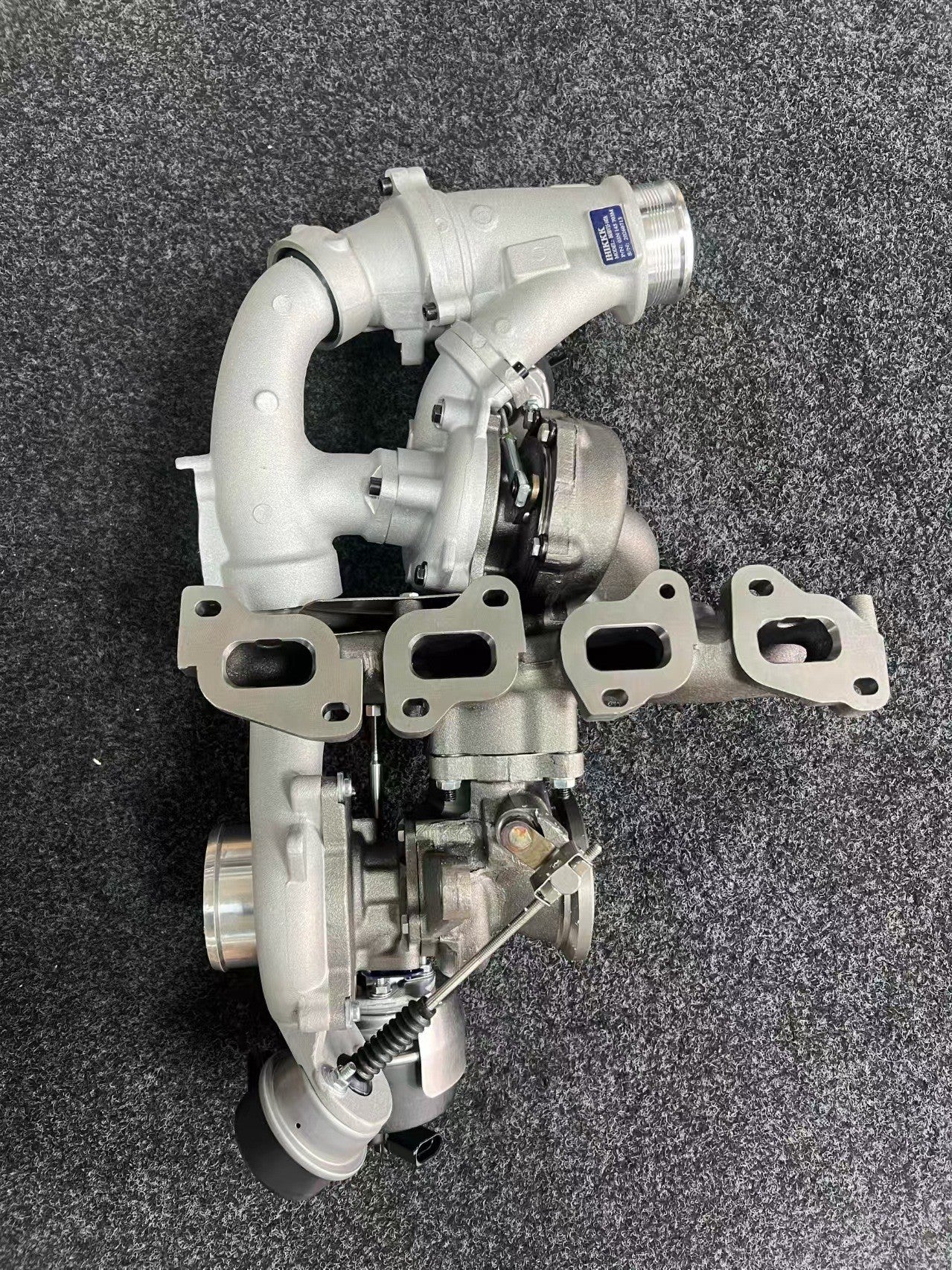 Volkswagen Multivan 2.0T 03N145703N Turbocharger