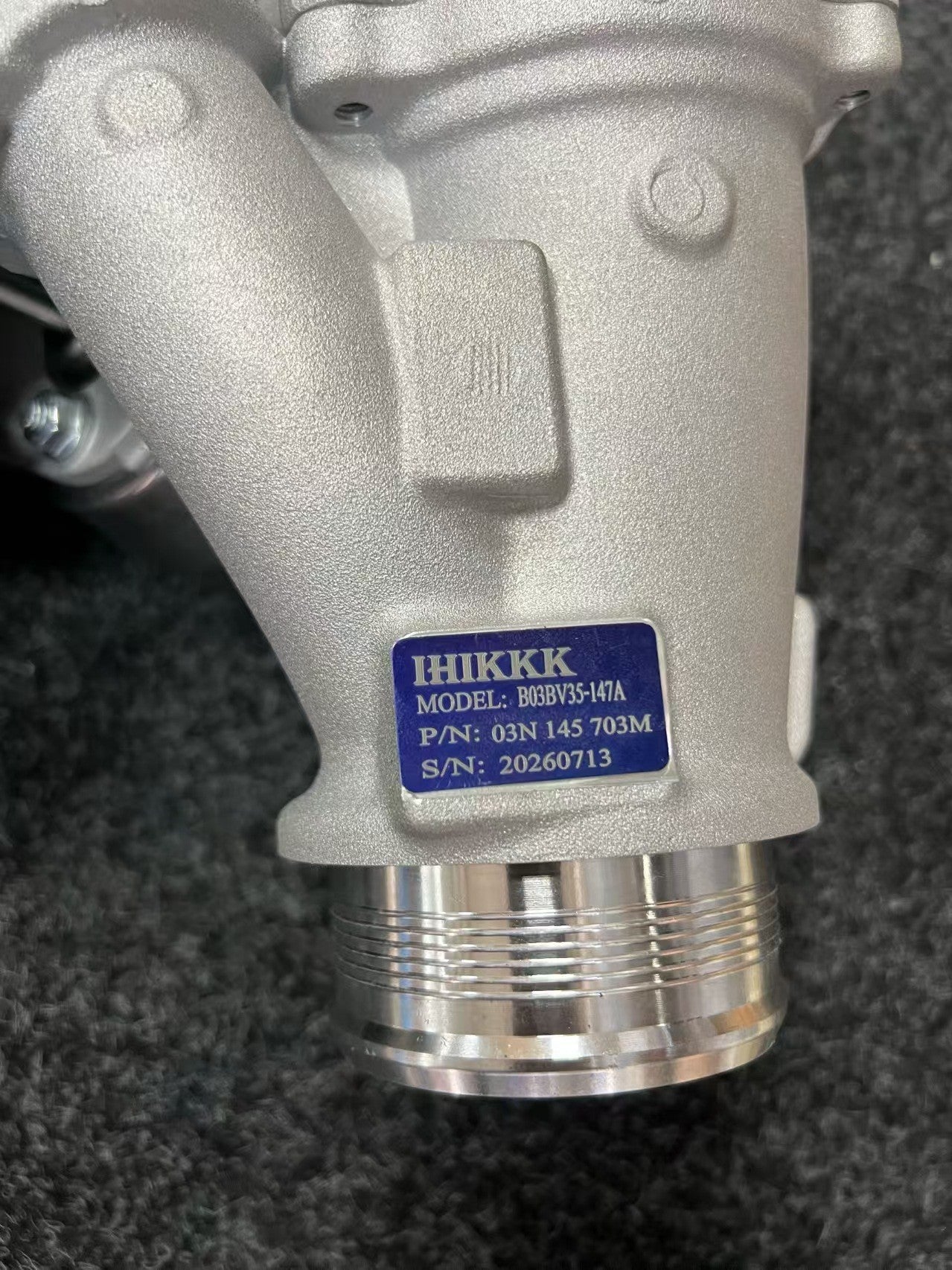 Volkswagen Multivan 2.0T 03N145703N Turbocharger