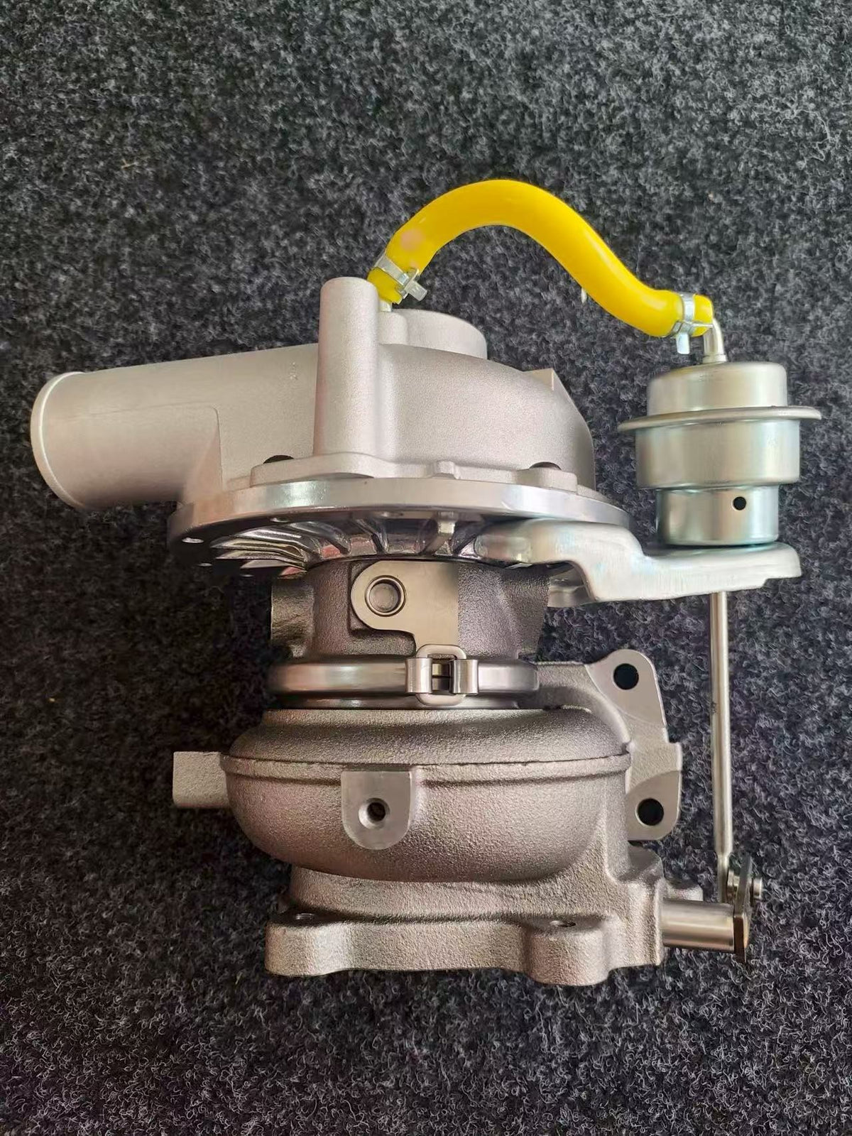 Isuzu Motors 4HK1  8982593710 Turbocharger