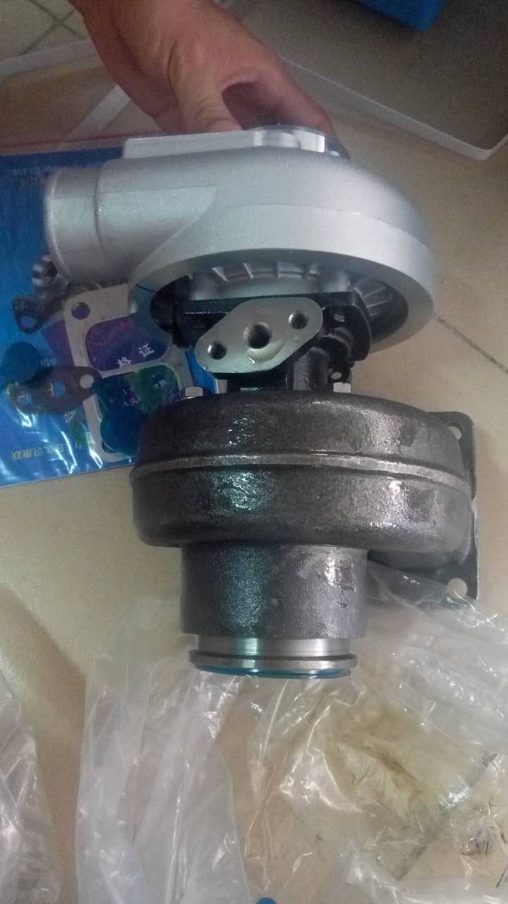 Komatsu PC120-6 M0JG080M008 turbocharger