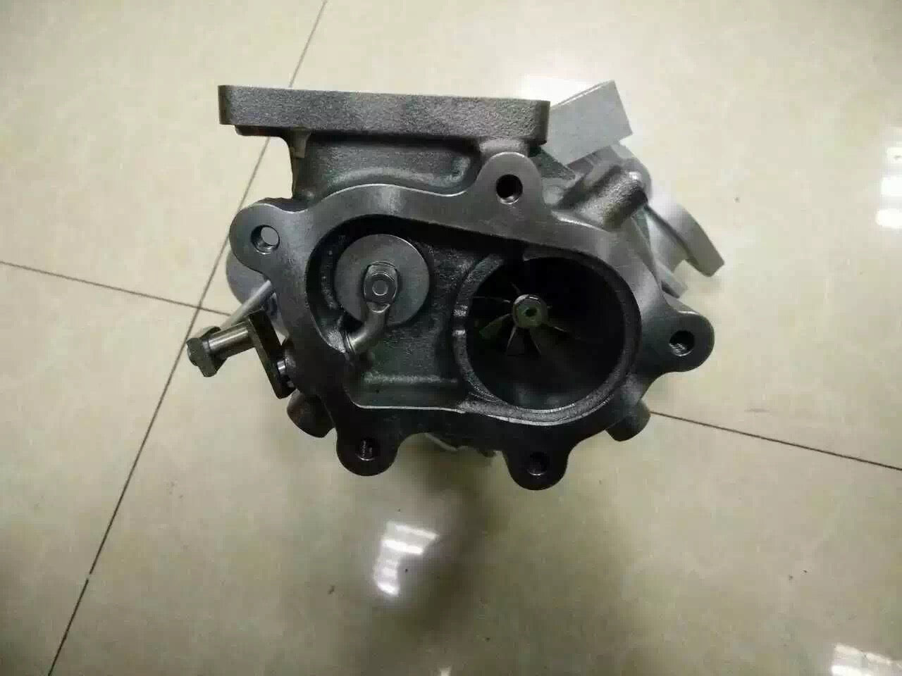 Kobelco SK250-8 turbocharger