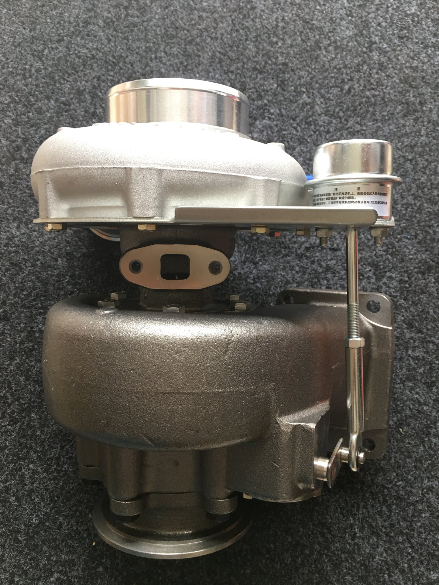 SINOTRUK VG1246110020 turbocharger