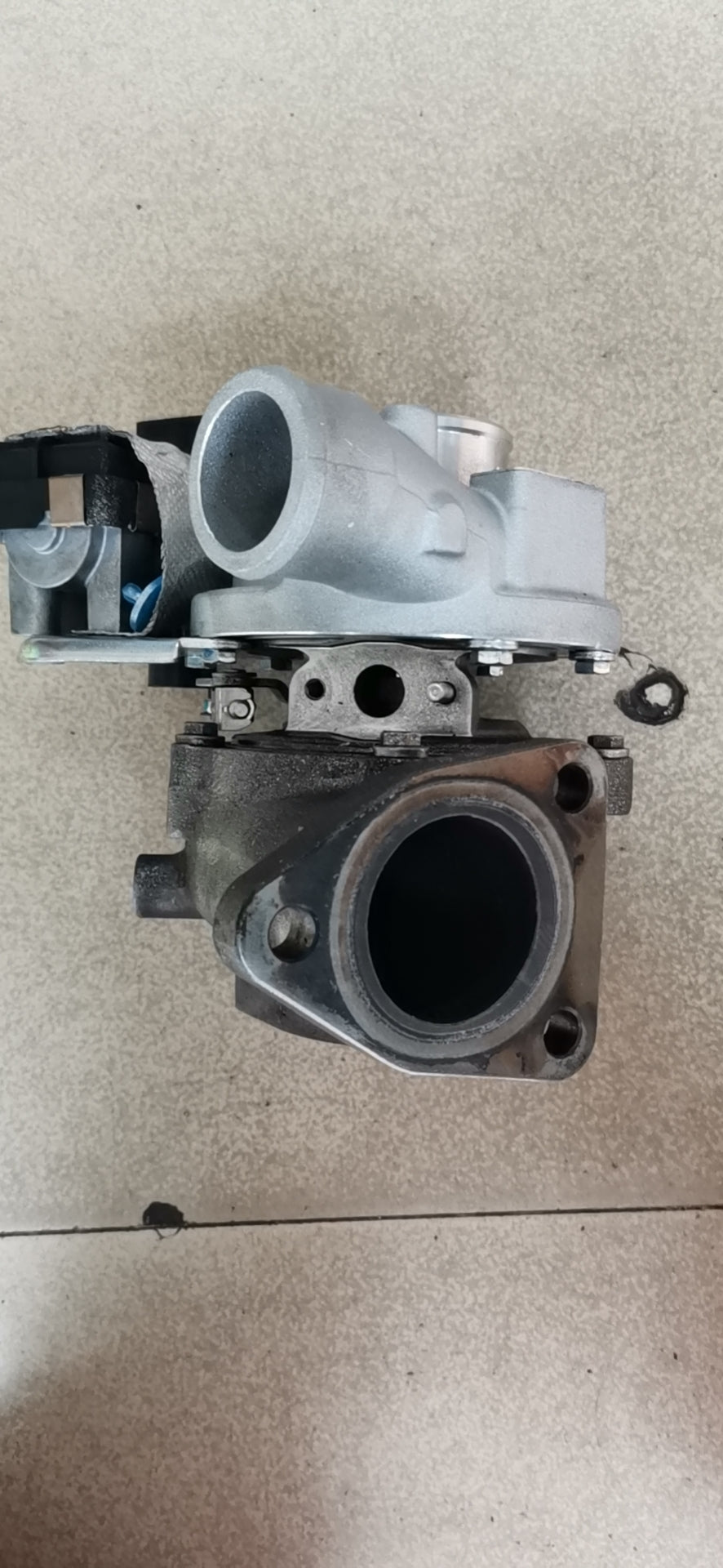Mianyang Xinchen XD25T5-1118010 turbocharger