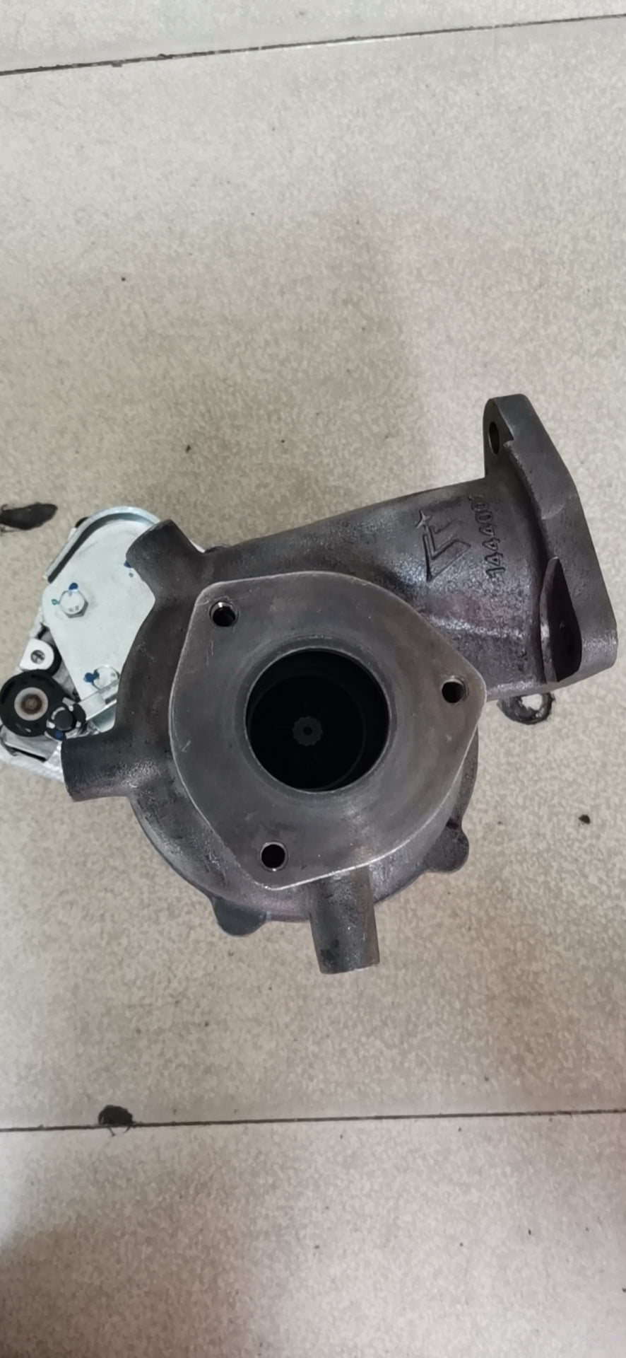Mianyang Xinchen XD25T5-1118010 turbocharger